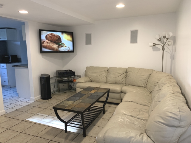 21 Schoolhouse Lane Apartment 1