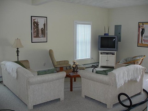 Modern kitchens and dining areas